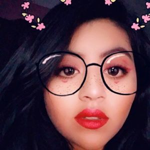 Meet your Posher, Pamela